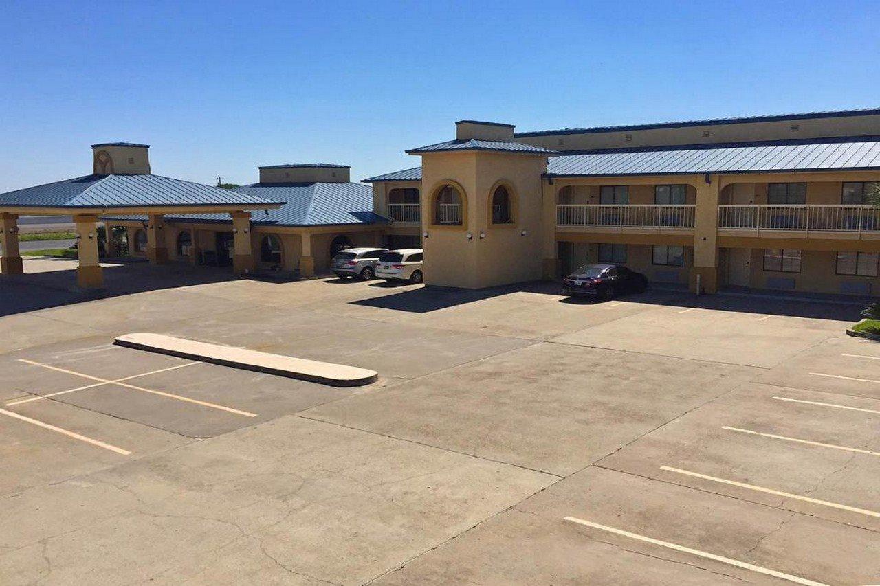 Americas Best Value Inn Bishop/Kingsville Exterior photo