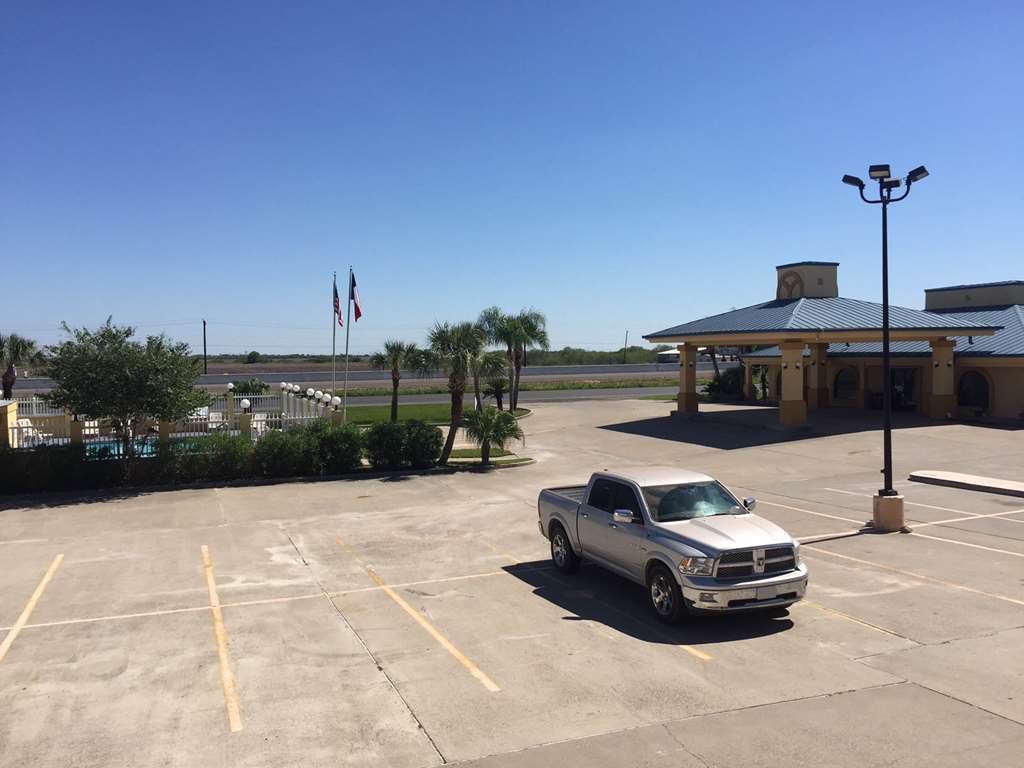 Americas Best Value Inn Bishop/Kingsville Facilities photo